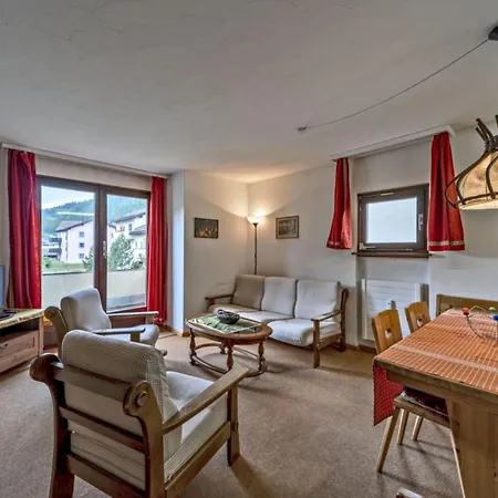 Apartment Chesa Chamuotsch - Celerina *