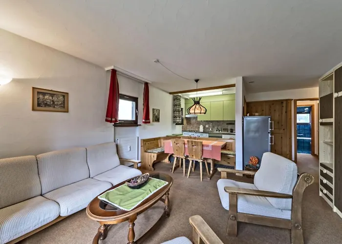 Apartment Chesa Chamuotsch - Celerina